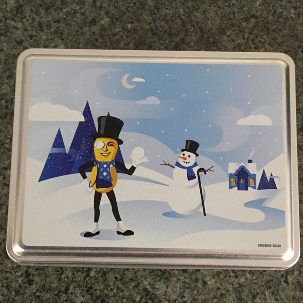 Mr. Peanut tin great condition